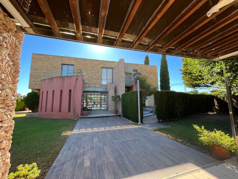 Villa for Sale in Dehesa de Campoamor,Alicante 26