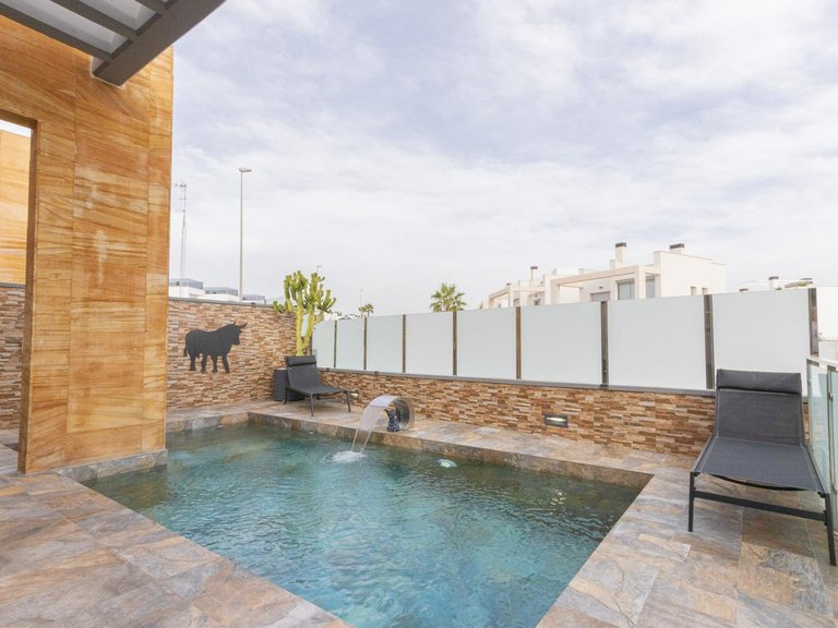 Villa for Sale in Lomas de Cabo Roig,Alicante 24