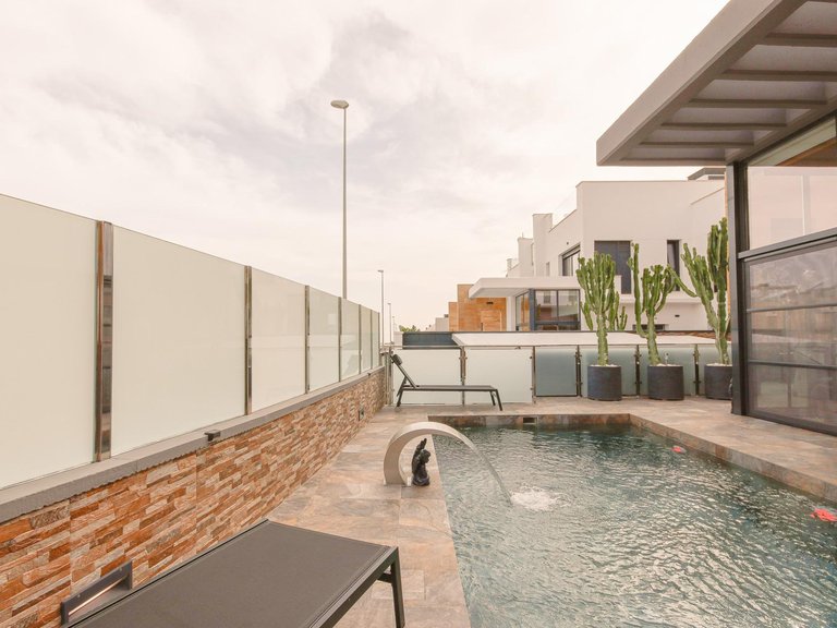 Villa for Sale in Lomas de Cabo Roig,Alicante 23
