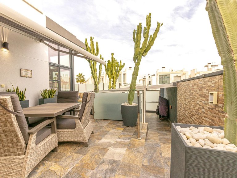 Villa for Sale in Lomas de Cabo Roig,Alicante 25