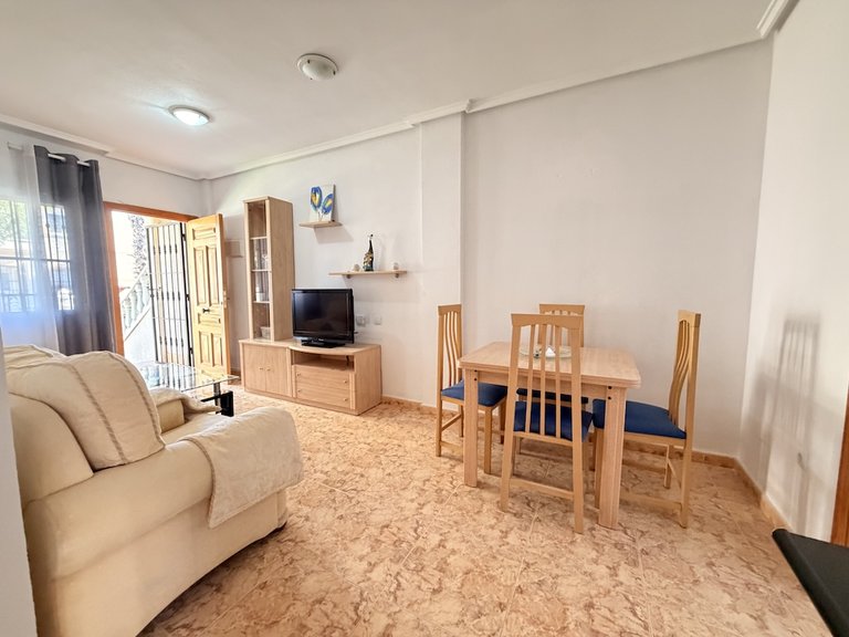 Apartment for Sale in Villamartín,Alicante 4