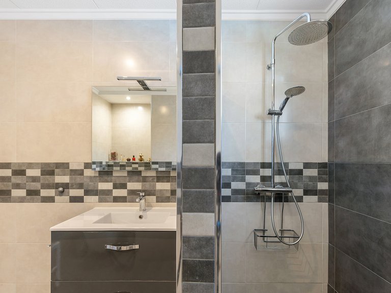 Villa for Sale in Punta Prima,Alicante 23