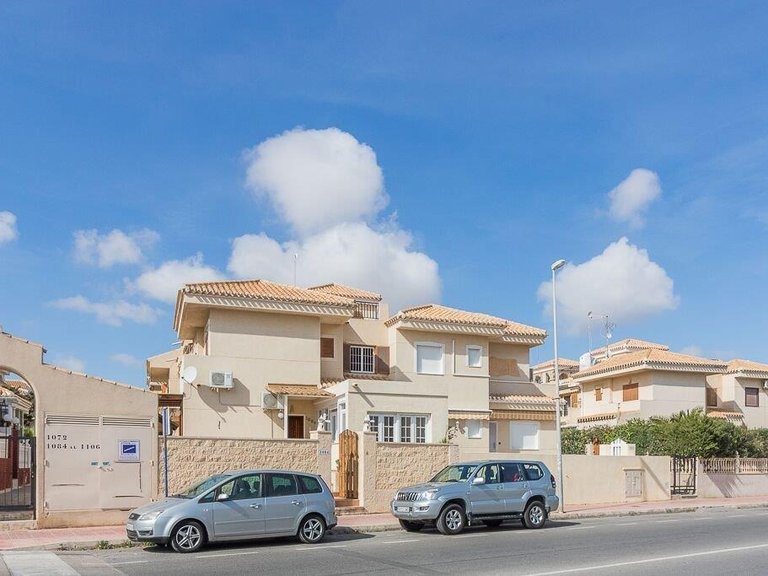Apartment for Sale in Playa Flamenca,Alicante 1