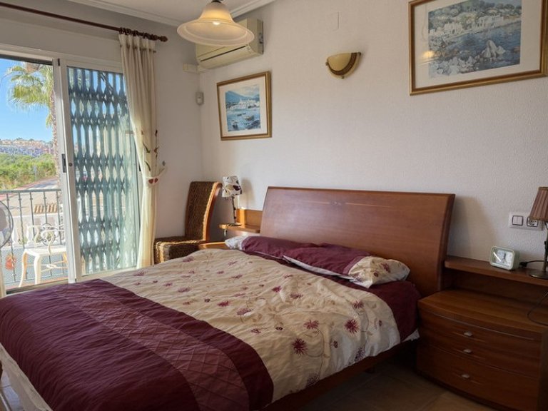 Apartment for Sale in Villamartín,Alicante 11