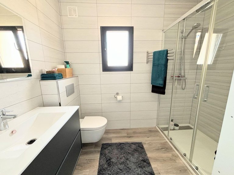 Villa for Sale in Punta Prima,Alicante 13