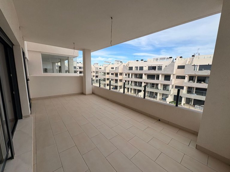 Apartment for Sale in Villamartín,Alicante 19