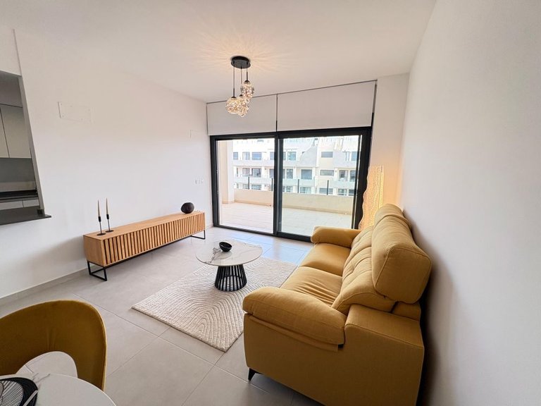Apartment for Sale in Villamartín,Alicante 3