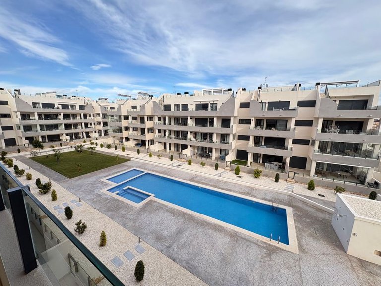 Apartment for Sale in Villamartín,Alicante 1