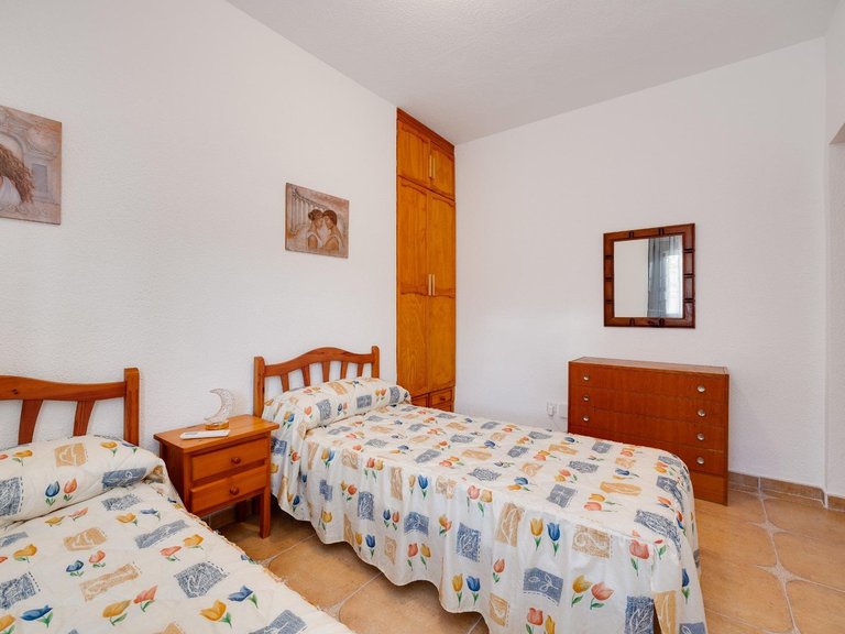 Apartment for Sale in Los Balcones,Alicante 28