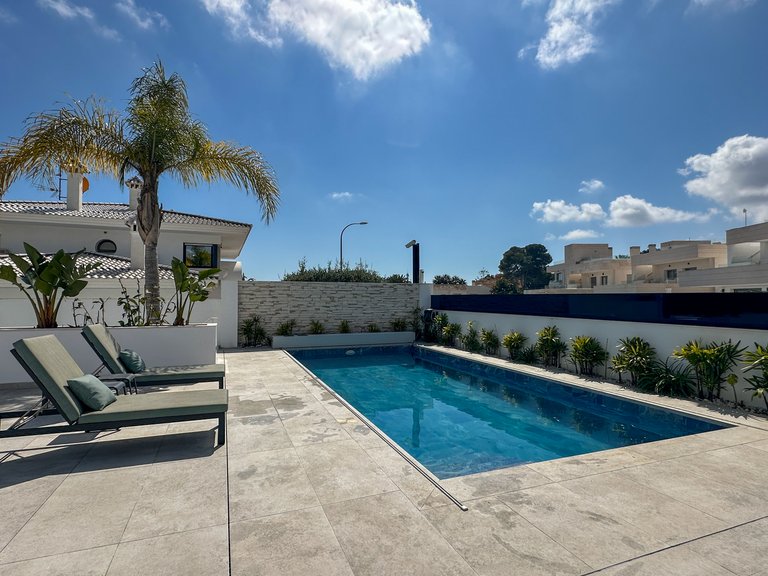 Villa for Sale in Villamartín,Alicante 51