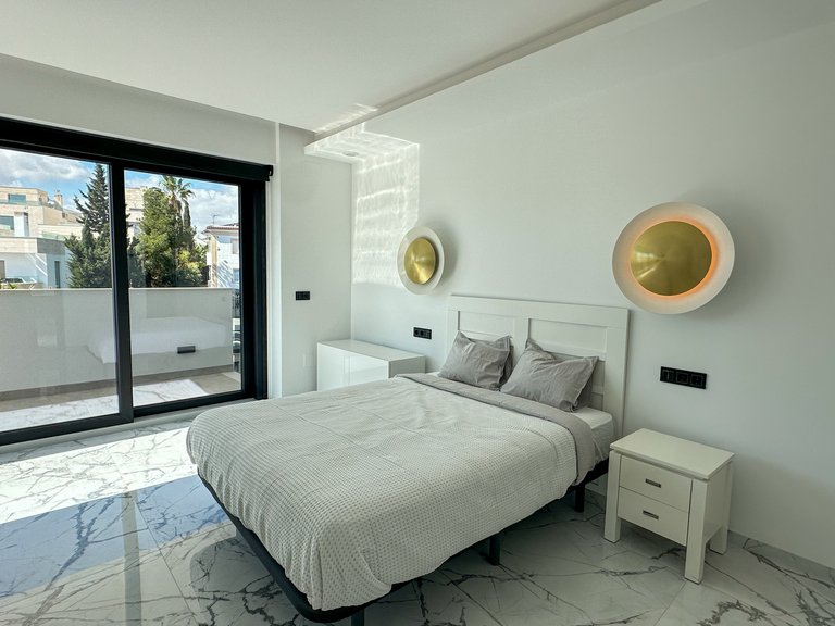 Villa for Sale in Villamartín,Alicante 32