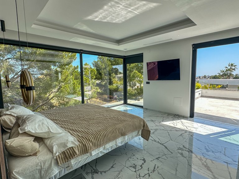 Villa for Sale in Villamartín,Alicante 17