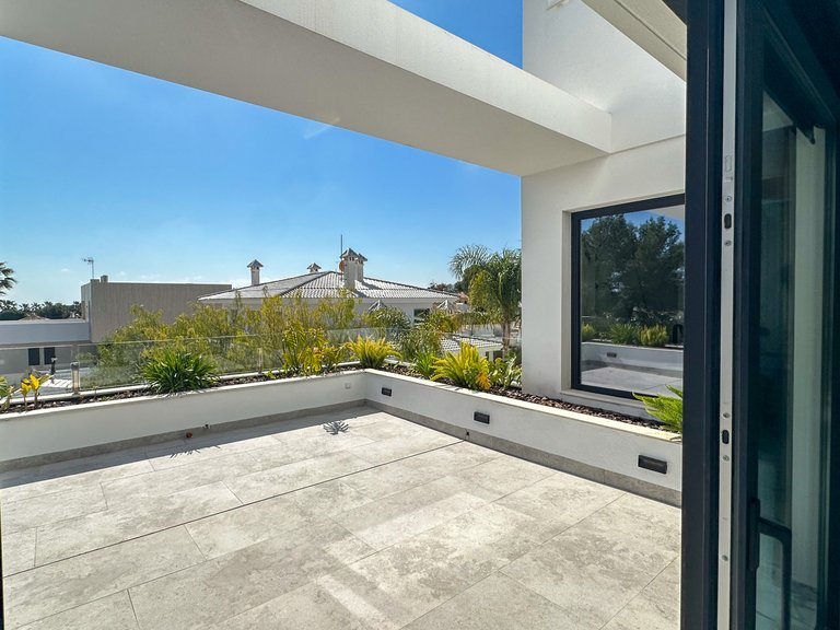 Villa for Sale in Villamartín,Alicante 21