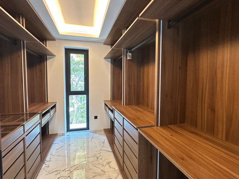 Villa for Sale in Villamartín,Alicante 16