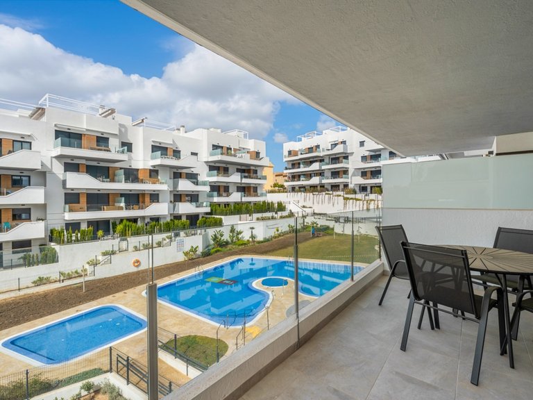 Apartment for Sale in Los Dolses - Villamartín,Alicante 2