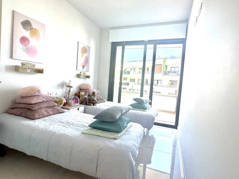 Apartment for Sale in Residencial Amanecer Deluxe - Playa Flamenca,Alicante 10