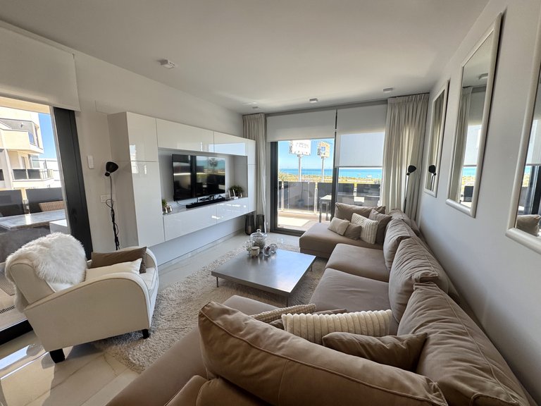 Apartment for Sale in Residencial Amanecer Deluxe - Playa Flamenca,Alicante 3