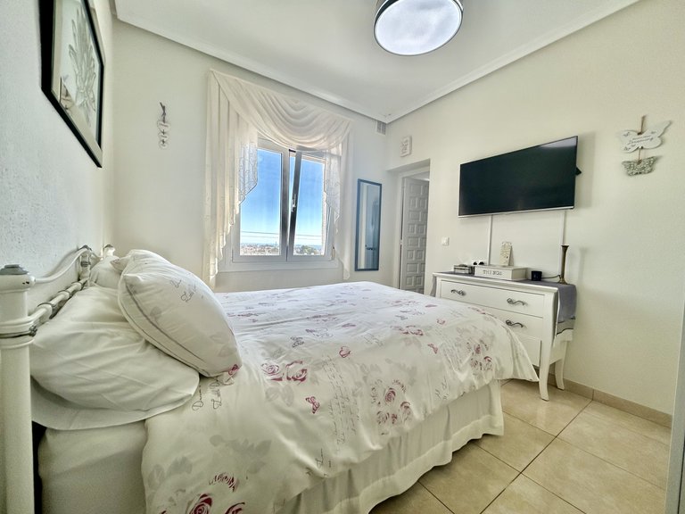 Villa for Sale in Villamartín,Alicante 13