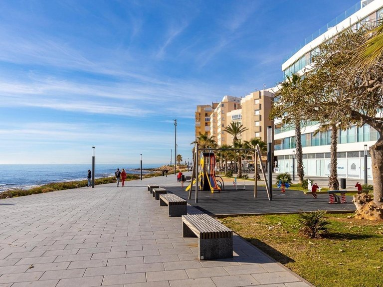 Apartment for Sale in Torrevieja,Alicante 1