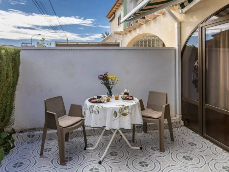Apartment for Sale in El Chaparral,Alicante 3
