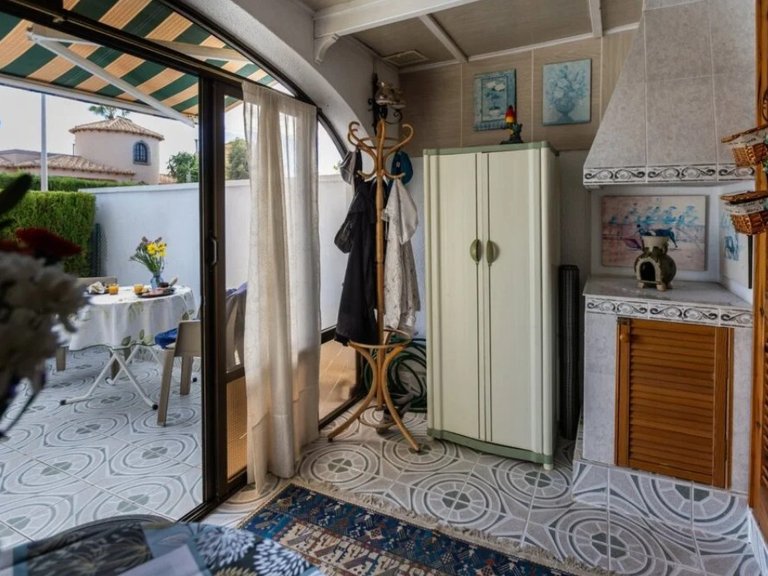 Apartment for Sale in El Chaparral,Alicante 8