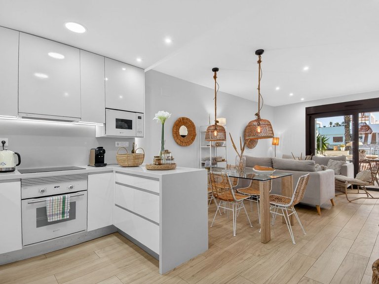 Apartment for Sale in Residencial Laguna Beach - Los Balcones,Alicante 12