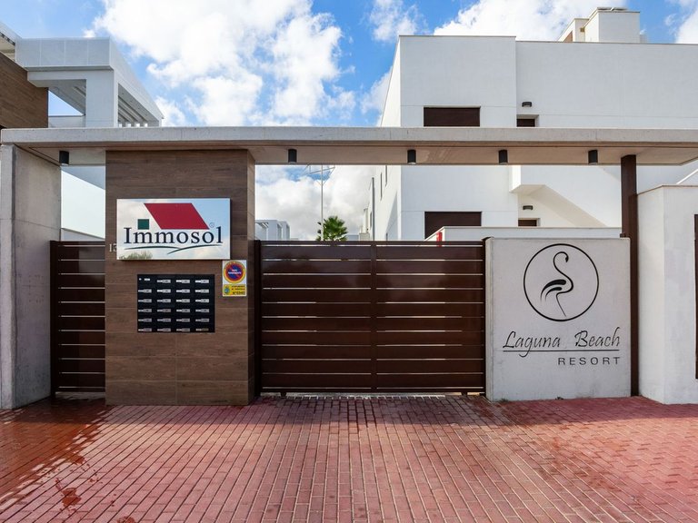 Apartment for Sale in Residencial Laguna Beach - Los Balcones,Alicante 34