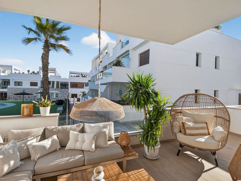 Apartment for Sale in Residencial Laguna Beach - Los Balcones,Alicante 4