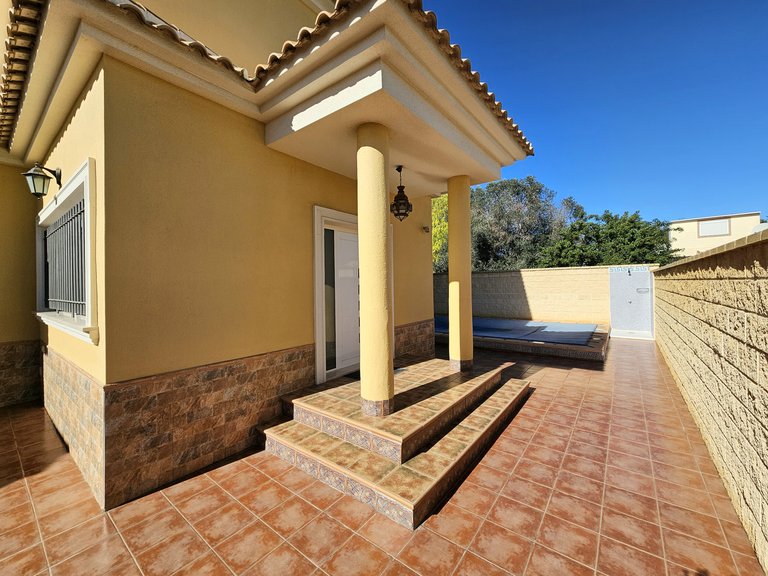 Villa for Sale in San Fulgencio,Alicante 3