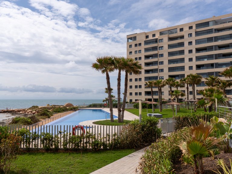Apartment for Sale in Residencial Posidonia - Punta Prima,Alicante 31