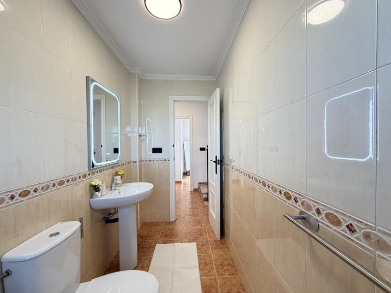 Apartment for Sale in La Ciñuelica - Punta Prima,Alicante 28