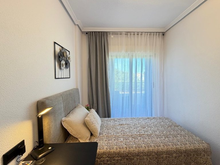 Apartment for Sale in La Ciñuelica - Punta Prima,Alicante 22