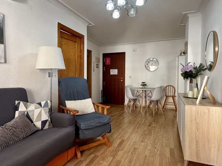 Apartment for Sale in Playa del Acequión,Alicante 4