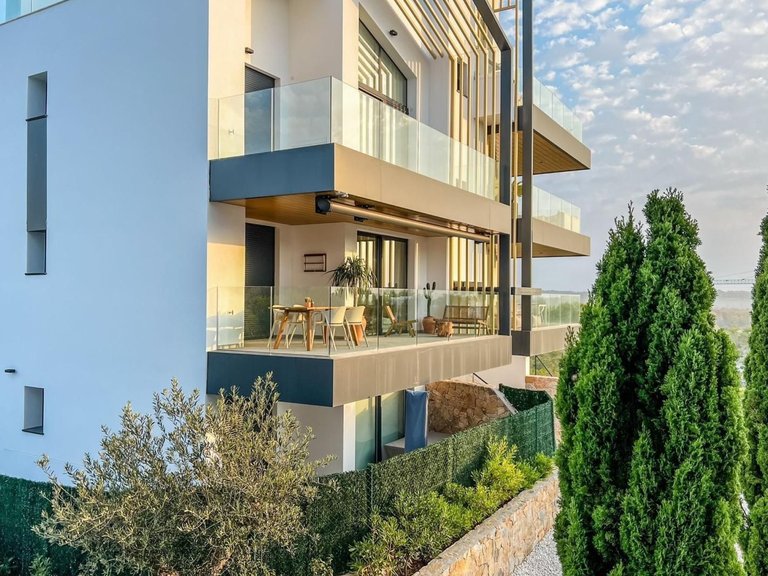 Apartment for Sale in Las Colinas Golf & Country Club,Alicante 1