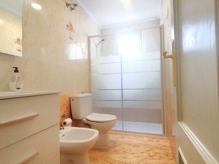 Apartment for Sale in Torrevieja Centro,Alicante 11