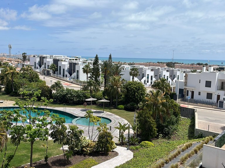 Apartment for Sale in Residencial Bali - Punta Prima,Alicante 2