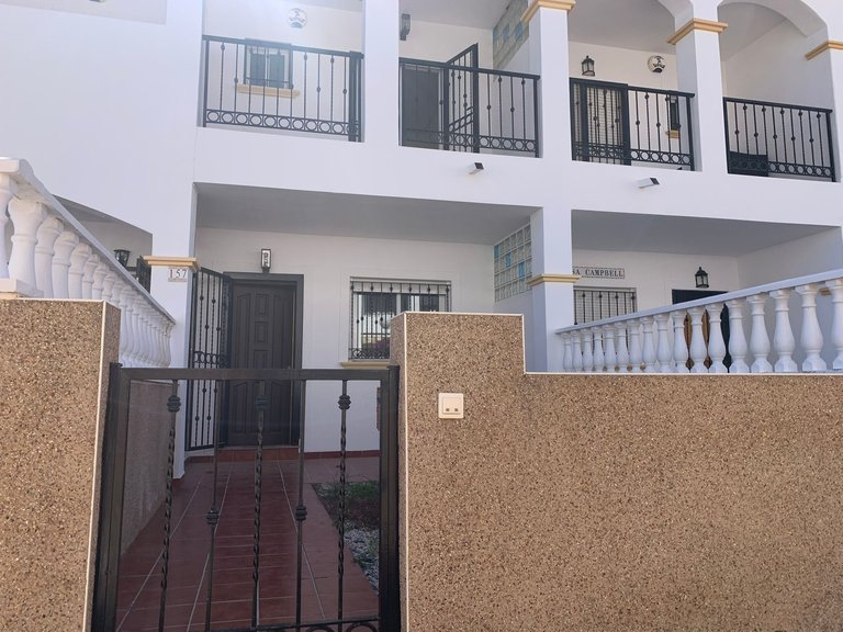 Apartment for Sale in La Ciñuelica - Punta Prima,Alicante 2