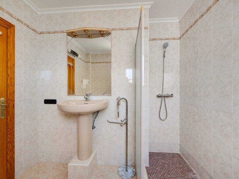 Villa for Sale in Playa Flamenca,Alicante 18