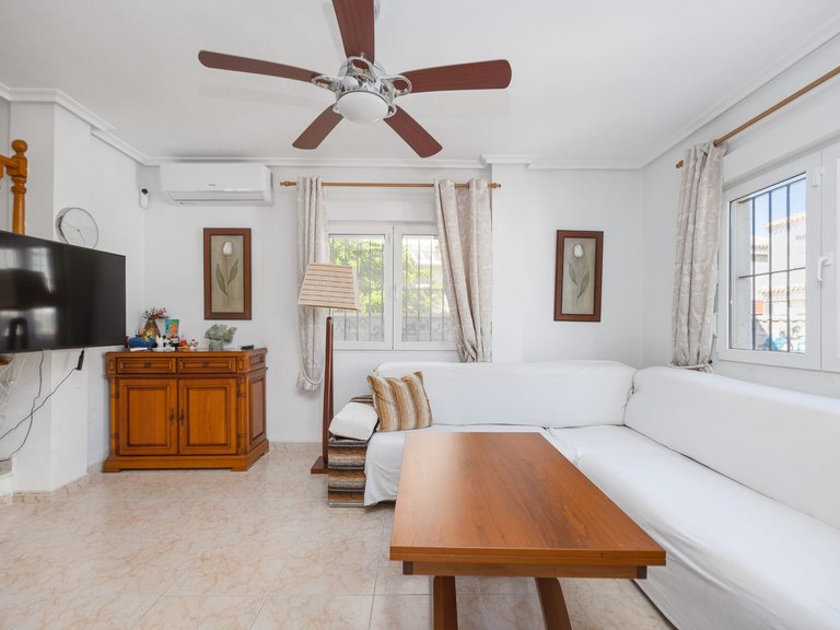 Villa for Sale in Playa Flamenca,Alicante 9