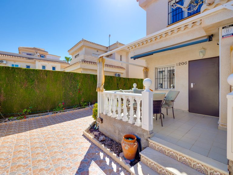 Villa for Sale in Playa Flamenca,Alicante 3