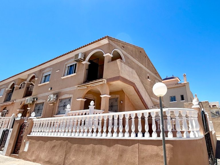 Apartment for Sale in Residencial Sal y Mar - La Zenia,Alicante 1