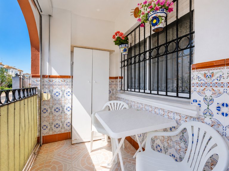 Apartment for Sale in Playa de los Naúfragos,Alicante 4