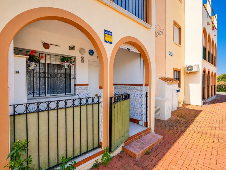 Apartment for Sale in Playa de los Naúfragos,Alicante 3