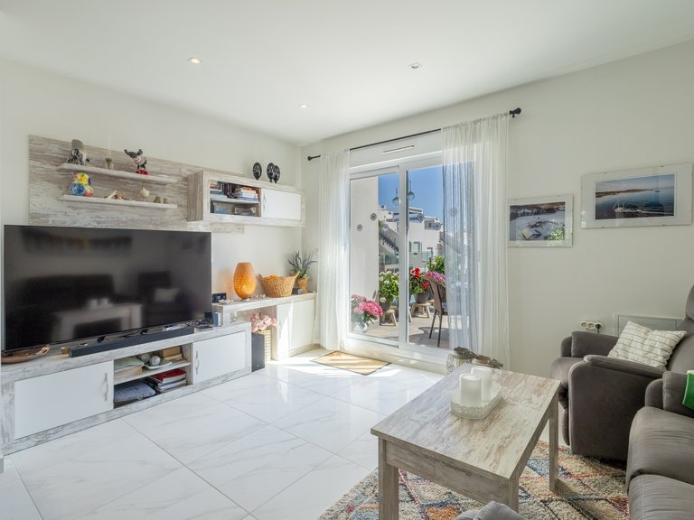 Apartment for Sale in Residencial Sol Park - Aguas Nuevas,Alicante 2