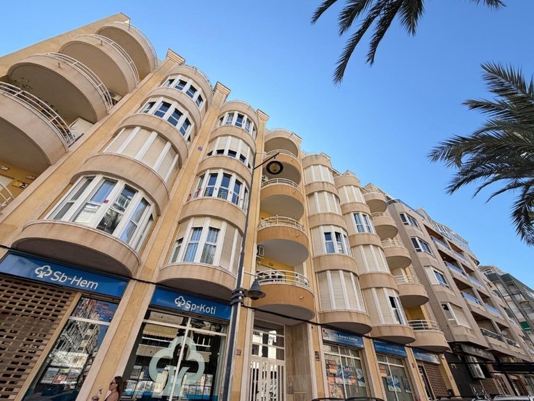 Apartment for Sale in Torrevieja Centro,Alicante 15