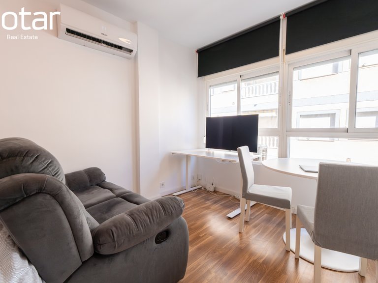 Apartment for Sale in Playa del Acequión,Alicante 1