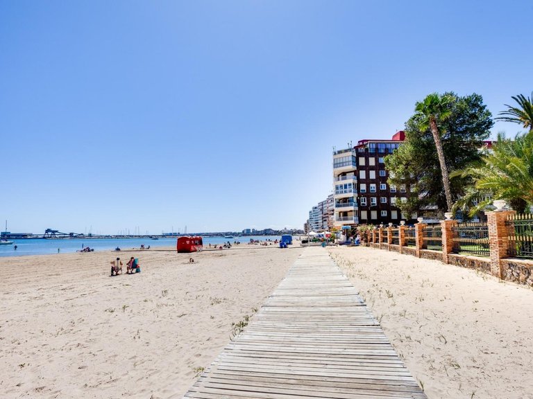 Apartment for Sale in Playa del Acequión,Alicante 14