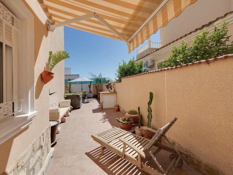 Villa for Sale in Residencial Las Ocas - Lomas de Campoamor,Alicante 33