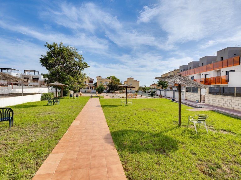 Villa for Sale in Residencial Las Ocas - Lomas de Campoamor,Alicante 39