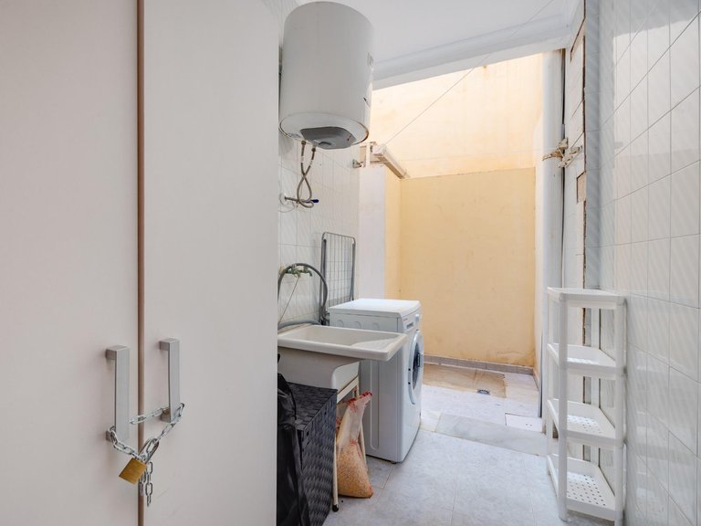 Apartment for Sale in Torrevieja Centro,Alicante 10